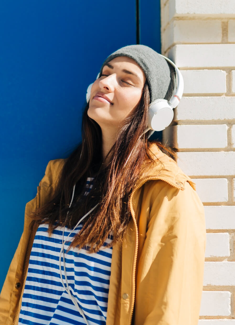 The Ultimate Guide to Noise-Canceling Headphones in 2024